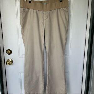•Old Navy• Maternity Khaki Pull On Pants - Size 14